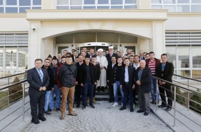 Gümülcine Müftüsü İbrahim Şerif ve Batı Trakyalı gençlerden Diyanet’e