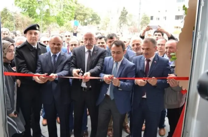 Kur’an kursu yararına kermes açıldı