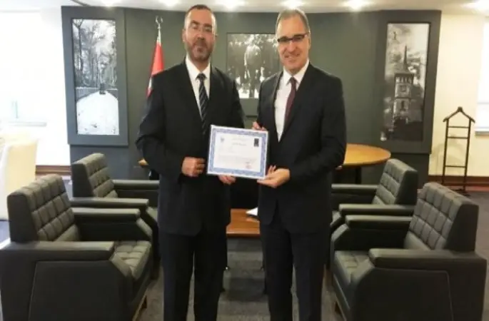 İzmit Müftüsüne Bir Başarı Belgesi Daha