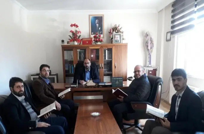 Müftülükte Mesaiye okuyarak başlıyorlar