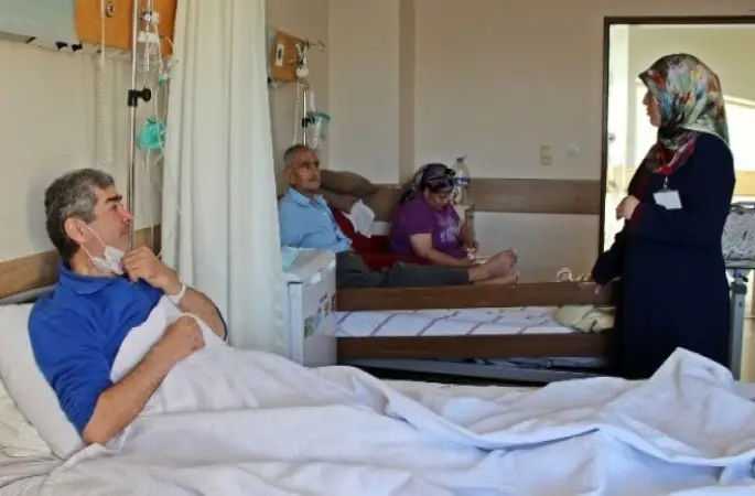 Hastalara manevi destek hizmeti