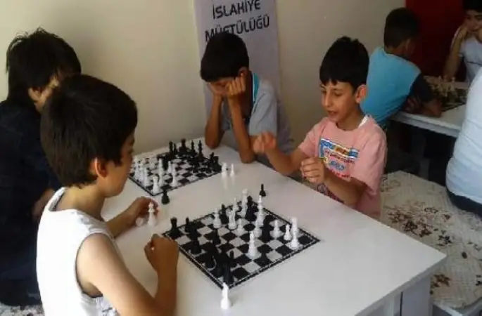 Kur'an kursları arasında turnuva