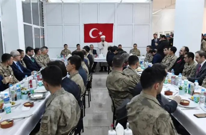 Erbaş, Fatihler JÖH Tabur Komutanlığını ziyaret etti