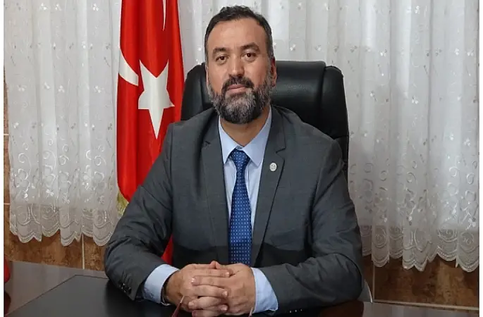 Müftü Zeynel Abidin Çınar'a Cuma namazı Çıkışı saldırı